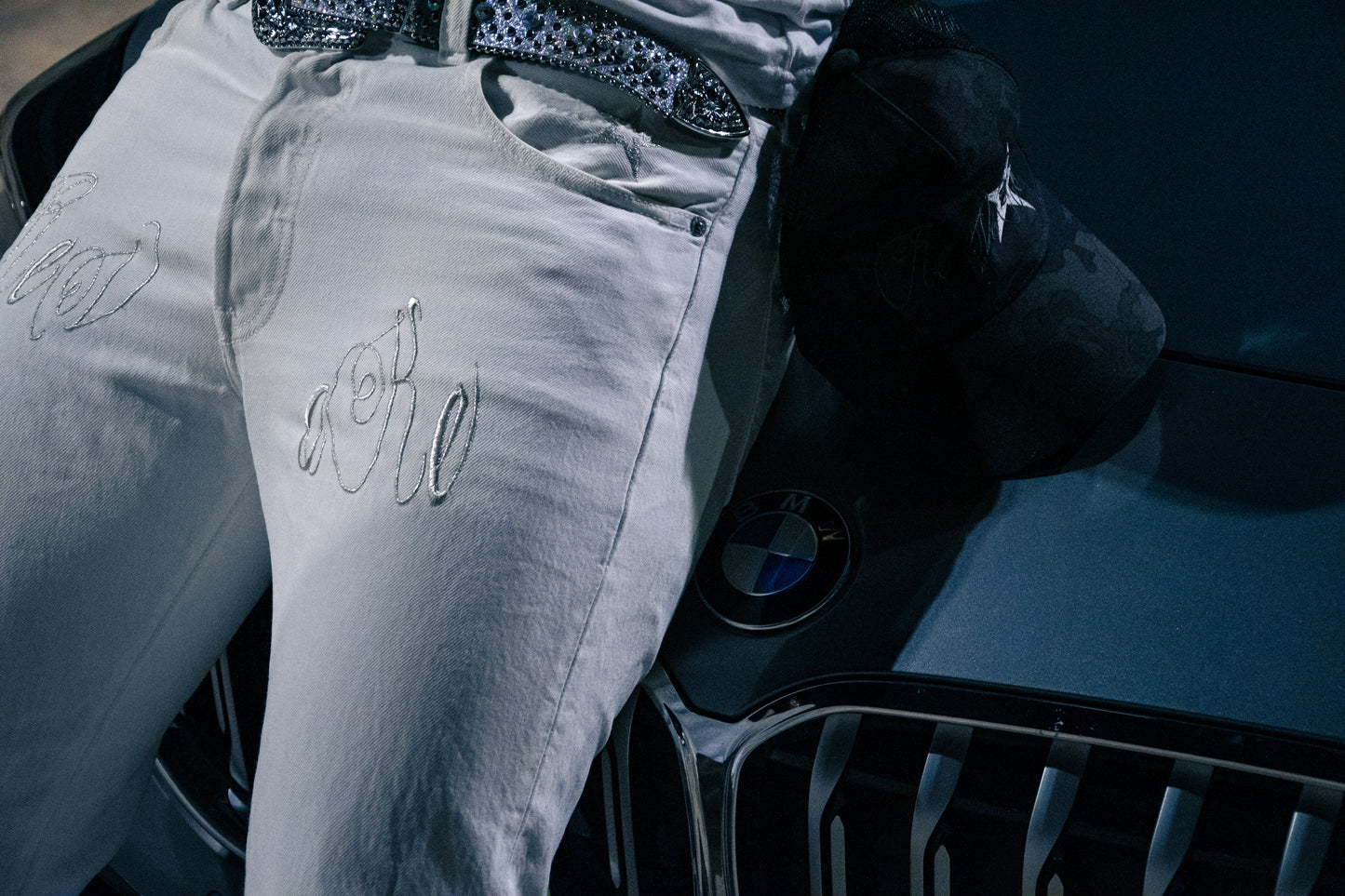 1/1 RVK White Jeans